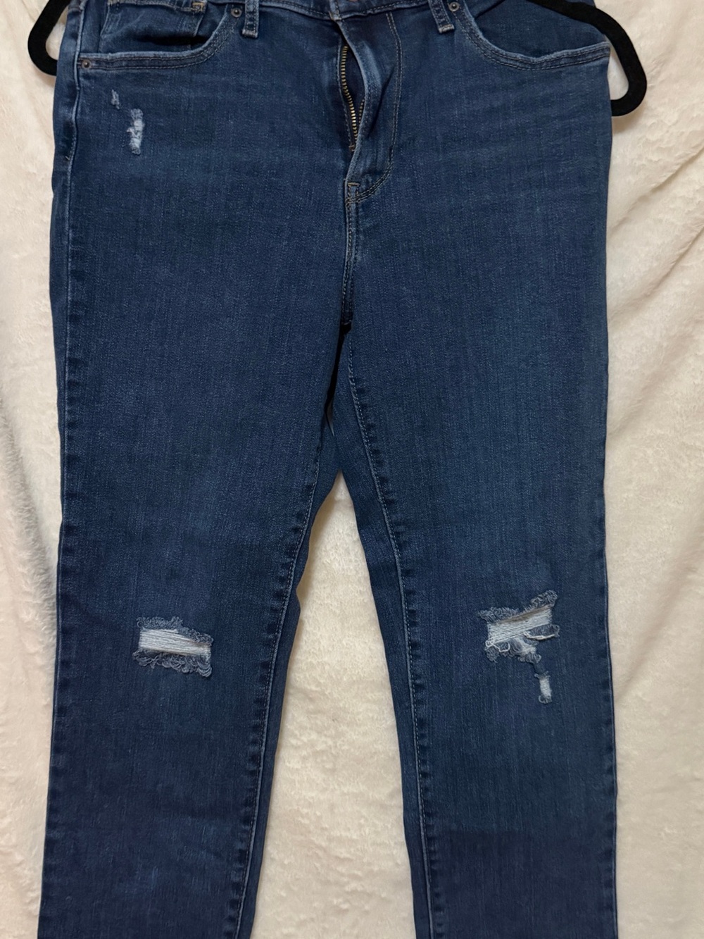 Levi's High Rise Straight Crop with Light Distressing